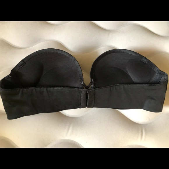 Victoria Secret strapless Push Up Bra - Picture 4 of 4